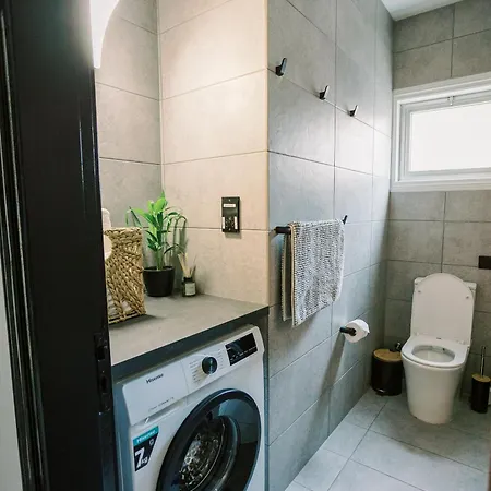 2bdr Amalfi Blue In Larnaca! - Mackenzie Area & Pet Friendly! Larnaka