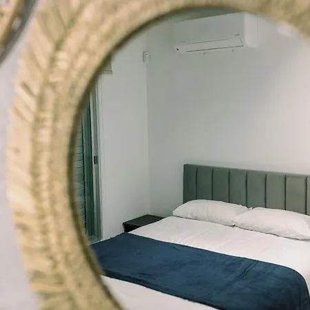 2bdr Amalfi Blue In Larnaca! - Mackenzie Area & Pet Friendly! *